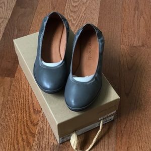 Gentle Souls by Kenneth Cole Ballet Wedge